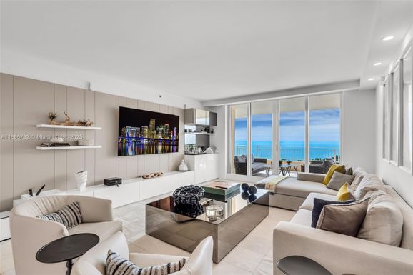 791 Crandon Blvd # 1404, Key Biscayne FL 33149