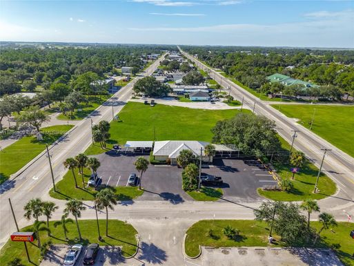 45 Bryan Ave, Other City - In The State Of Florida FL 33935