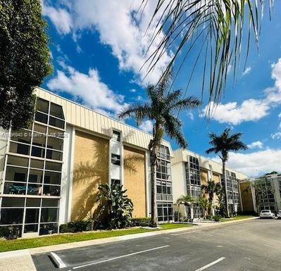 3000 NE 16th Ave # 408, Oakland Park FL 33334