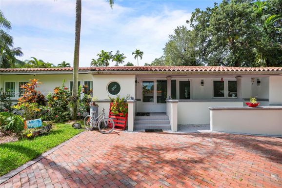 1436 Mantua Ave, Coral Gables FL 33146