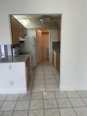 810 SW 73 RD AVE # 810, North Lauderdale FL 33068