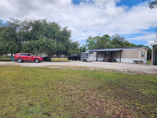 303 Horse Club Ave, Clewiston FL 33440