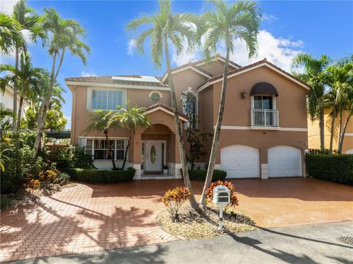 15430 SW 47th St, Miami FL 33185