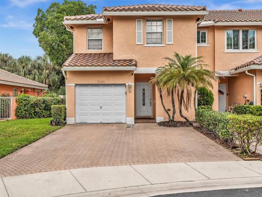 9125 NW 40th St, Sunrise FL 33351