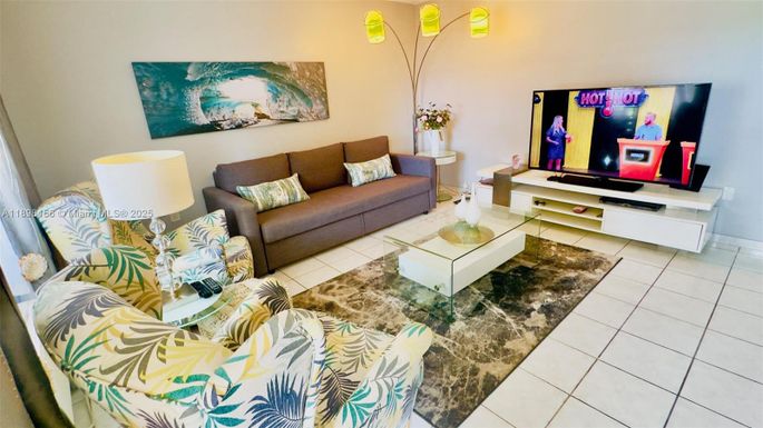 16901 NE 13th Ave # 309, Miami FL 33162