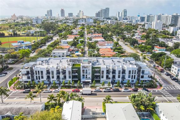 1030 15th St # 206, Miami Beach FL 33139