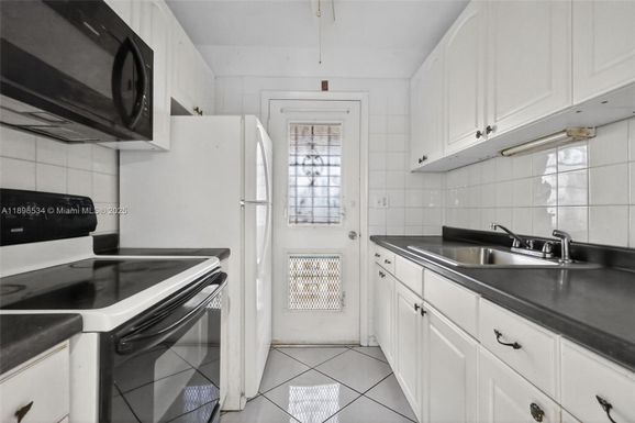 16750 NE 14th Ave # 310, Miami FL 33162