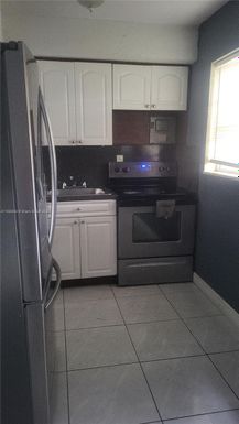 1220 SW 5th St # 17, Miami FL 33135