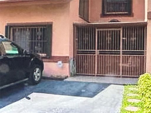 3992 W 8th Ln # 24, Hialeah FL 33012