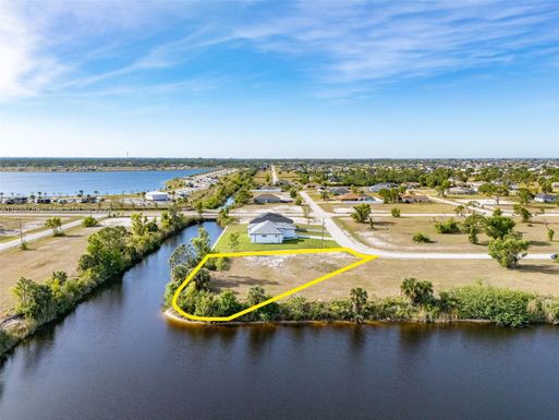 4341 NW 36th Ave, Cape Coral FL 33993