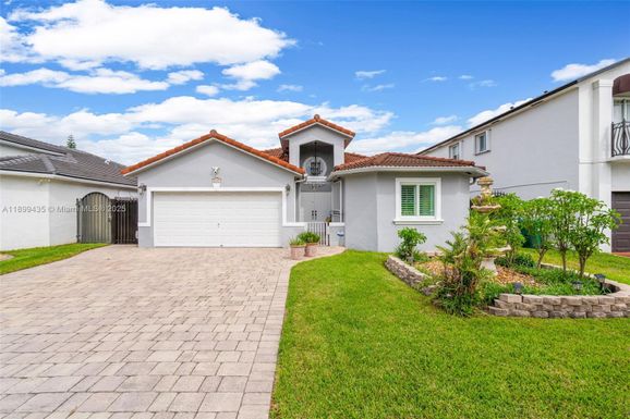 7967 NW 186th Ter, Hialeah FL 33015