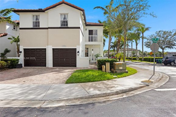 11470 NW 79th Ln, Doral FL 33178