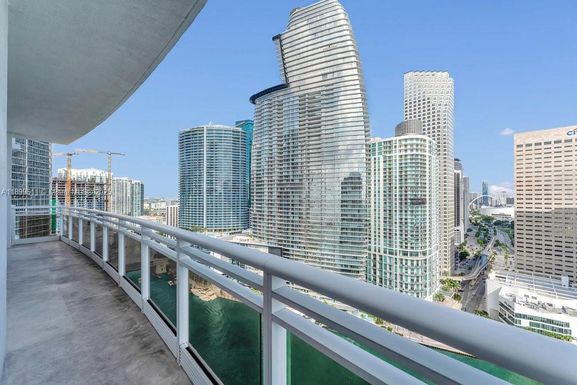 901 Brickell Key Blvd # 3106, Miami FL 33131