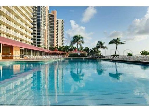 19201 Collins Ave # 831, Sunny Isles Beach FL 33160