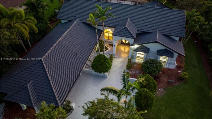 1361 NW 116th Ave, Plantation FL 33323