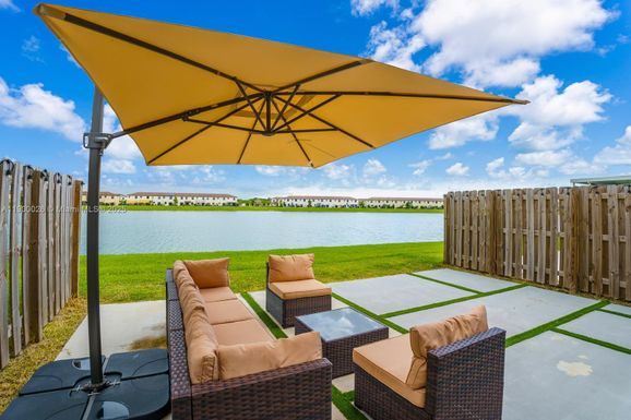 10225 SW 231st Ln, Miami FL 33190