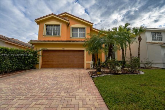 4796 Modern Dr, Delray Beach FL 33445