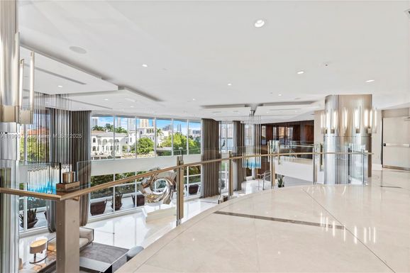 6000 Island Blvd # 801, Aventura FL 33160