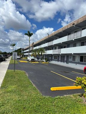 11005 SW 1st St # 302, Sweetwater FL 33174