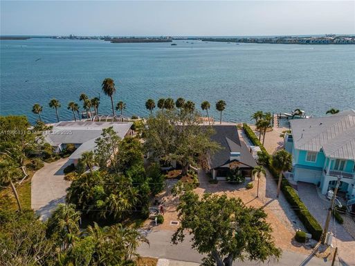 1476 Lemon Bay Drive, Englewood FL 34223