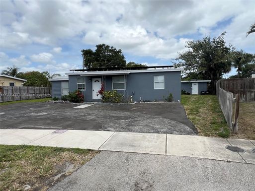 1885 NE 53rd St, Pompano Beach FL 33064