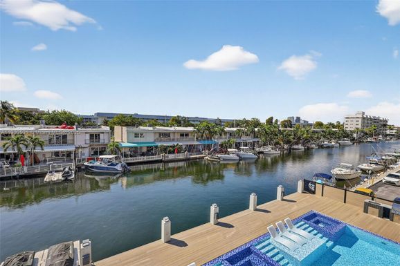 3830 NE 171st St, North Miami Beach FL 33160