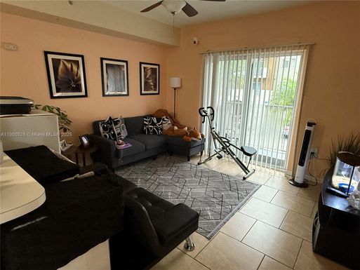11050 SW 196th St # 201, Cutler Bay FL 33157