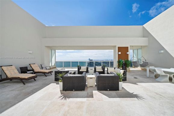 1830 S Ocean Dr # 5103, Hallandale Beach FL 33009