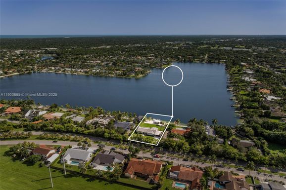 9440 SW 136th St, Miami FL 33176