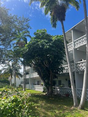 2005 Sans Souci Blvd # 303, North Miami FL 33181