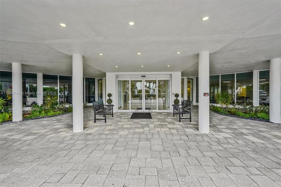 3546 S Ocean Blvd # 623, South Palm Beach FL 33480