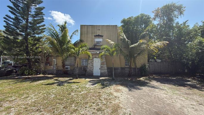 1340 Peri St, Opa-Locka FL 33054