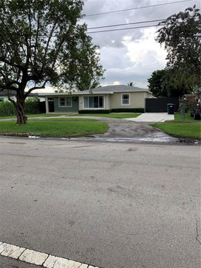 7331 SW 16th St, Miami FL 33155