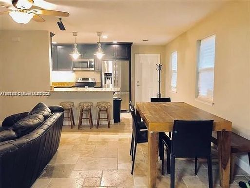 2185 86th Dr # 2185, Vero Beach FL 32966