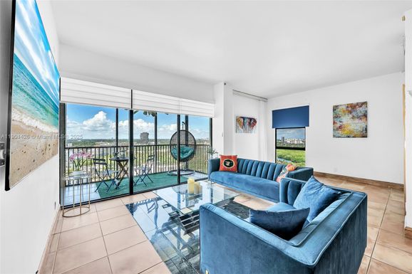 20301 W Country Club Dr, Aventura FL 33180