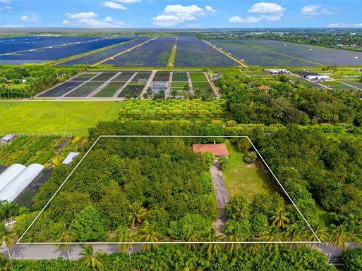 21991 SW 252nd St, Homestead FL 33031