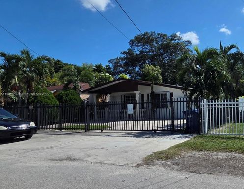 2936 NW 47th St, Miami FL 33142