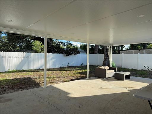 2051 NW 152nd Ter, Miami Gardens FL 33054