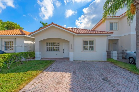 10908 SW 182nd Ln, Miami FL 33157