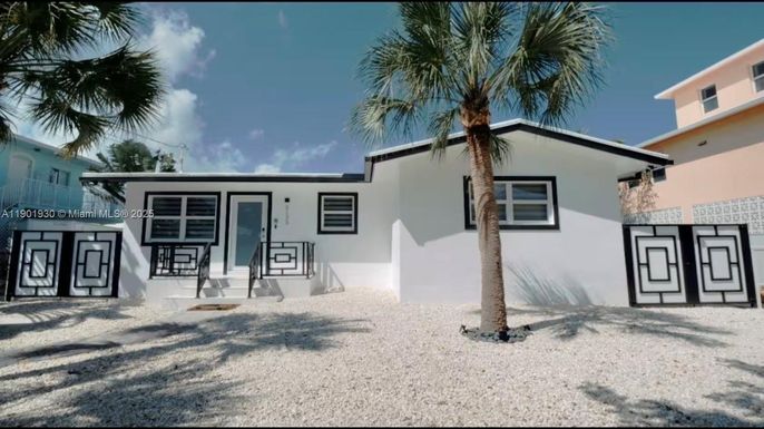 2133 Yellowtail Ave, Marathon FL 33050