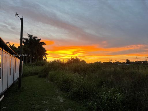 15200 SW 197th Avenue, Miami FL 33187