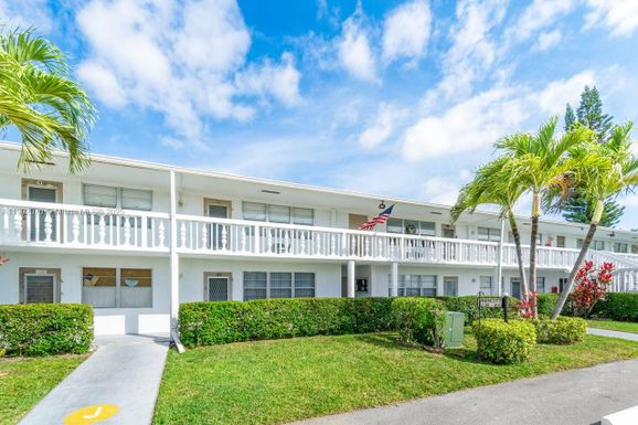 197 Prescott J # 197, Deerfield Beach FL 33442