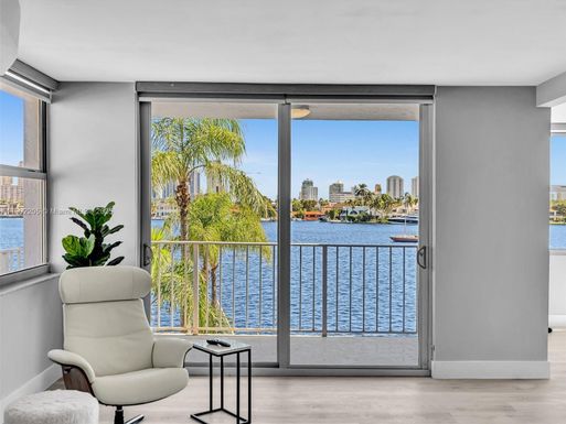 16570 NE 26th Ave # 3A, North Miami Beach FL 33160