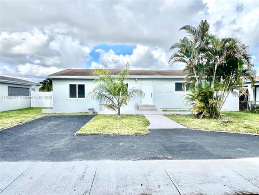 6417 Fletcher St, Hollywood FL 33023