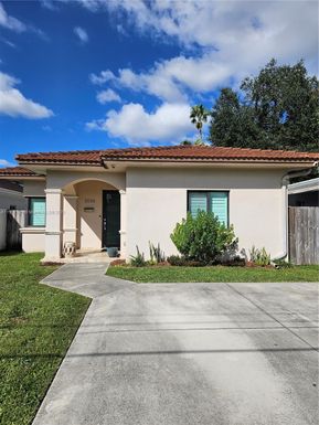 2030 SW 60th Ave, Miami FL 33155