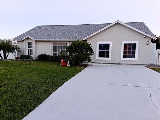250 SW Airview Ave # B, Port St. Lucie FL 34984