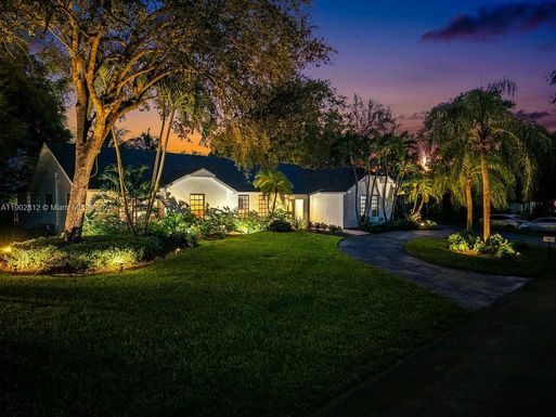 7620 SW 170th St, Palmetto Bay FL 33157