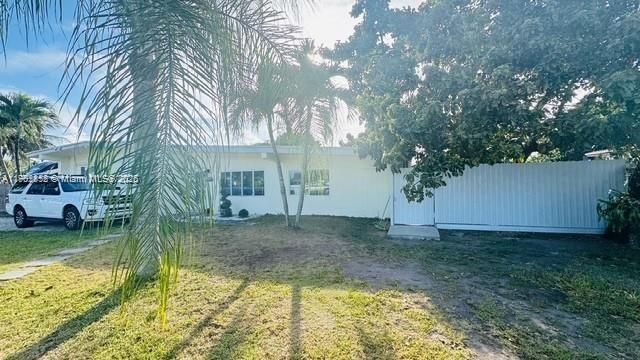 26980 SW 143rd Pl, Homestead FL 33032