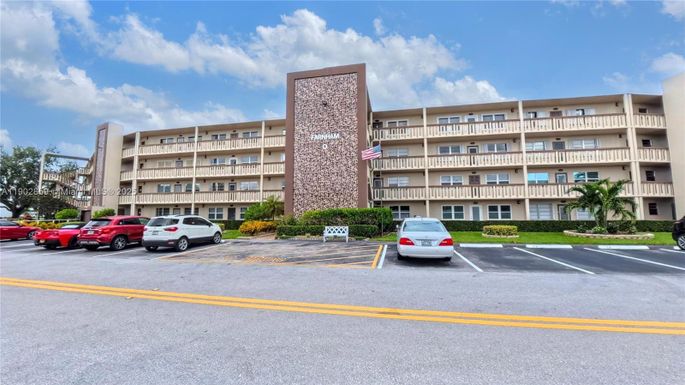 4025 Farnham O # 4025, Deerfield Beach FL 33442