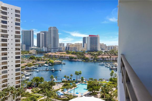 600 Three Islands Blvd # 1522, Hallandale Beach FL 33009